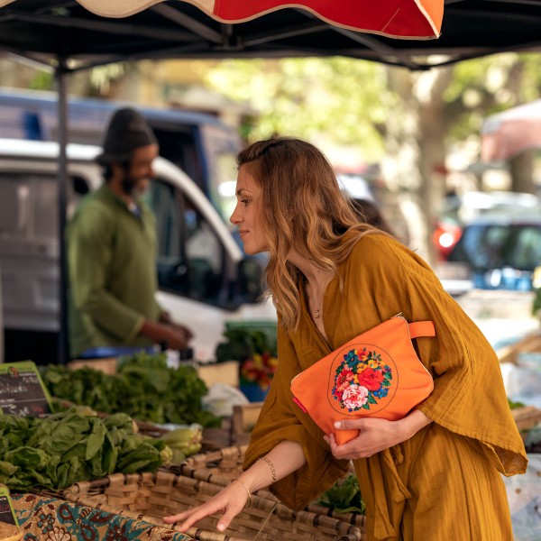 Pouch HOLY orange 19x28cm
