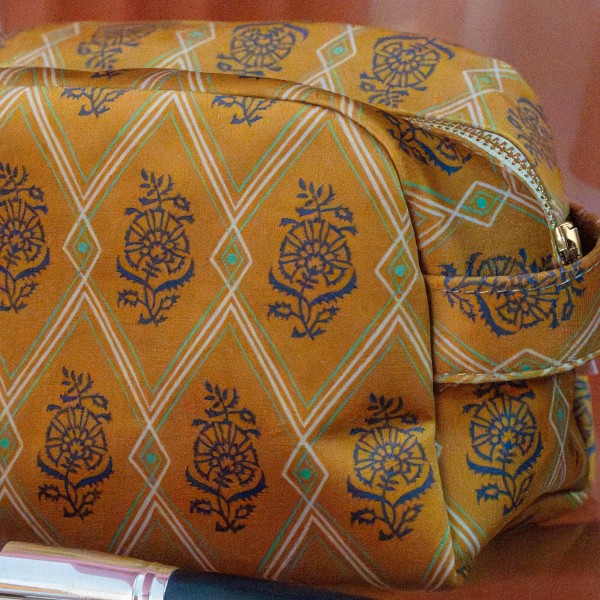 Trousse de toilette velours Hindi doré