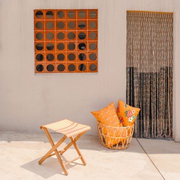 Wooden folding stool MAHE... 2