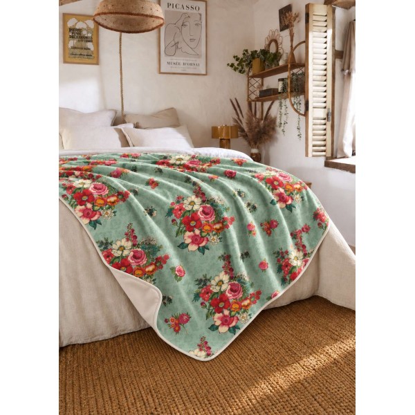 Plaid velours HANAMI vert 140 x 190 cm jeté sur un lit