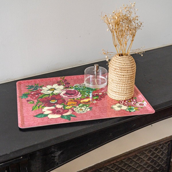 Rectangular tray HANAMI pink 40 x 30 cm on a console table with a vase of dried flowers