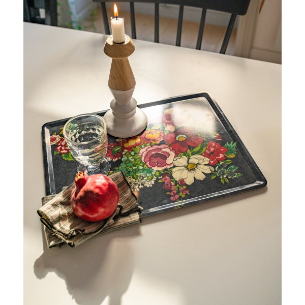 Rectangular tray HANAMI black 40 x 30 cm with a pomegranate and a glass of water